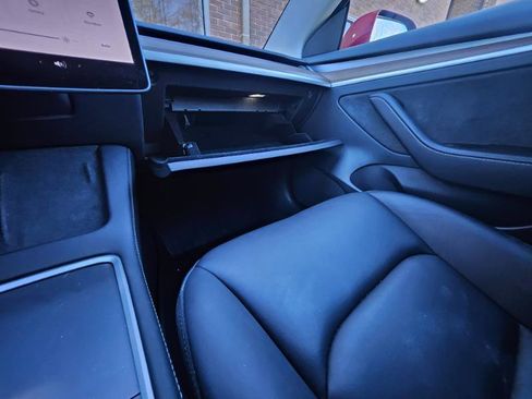 Used 2023 Tesla Model 3 Standard Range image 47