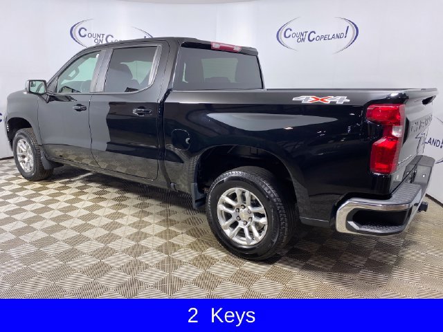 Certified 2022 Chevrolet Silverado 1500 LT AWD/4WD image 4