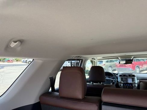 Used 2023 Toyota 4Runner Limited AWD/4WD image 72