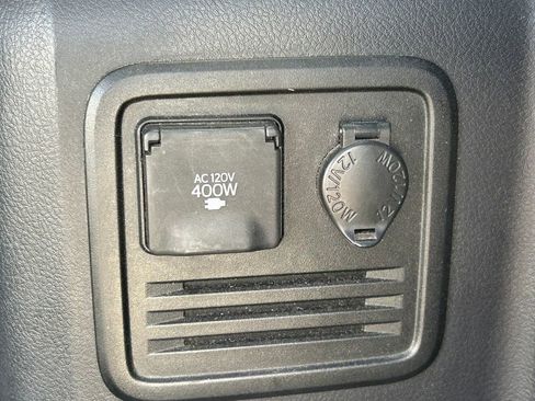 Used 2019 Toyota 4Runner SR5 image 12