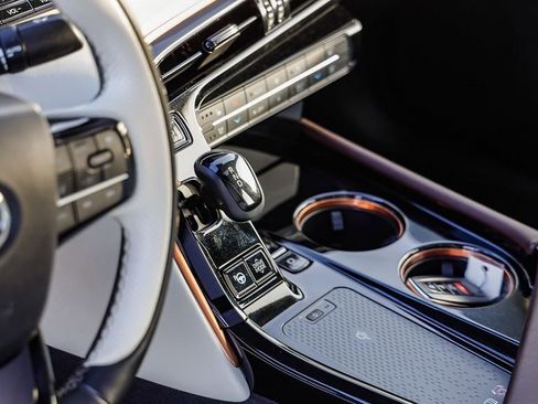 Used 2021 Toyota Mirai image 24