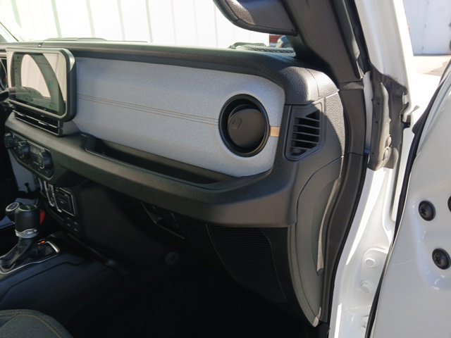 Used 2025 Jeep Gladiator Sport AWD/4WD image 25