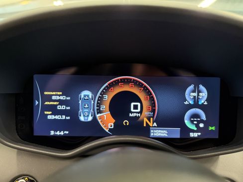 Used 2020 McLaren 570S image 12