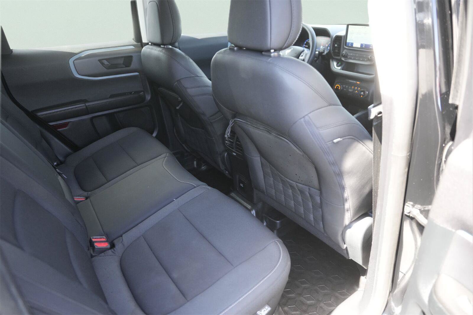 Used 2021 Ford Bronco Sport Badlands AWD/4WD image 14