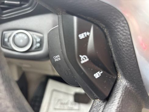 Used 2015 Ford Escape SE FWD image 49