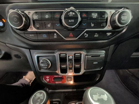 Used 2022 Jeep Wrangler Unlimited Rubicon 4xe w/ Cold Weather Group image 25