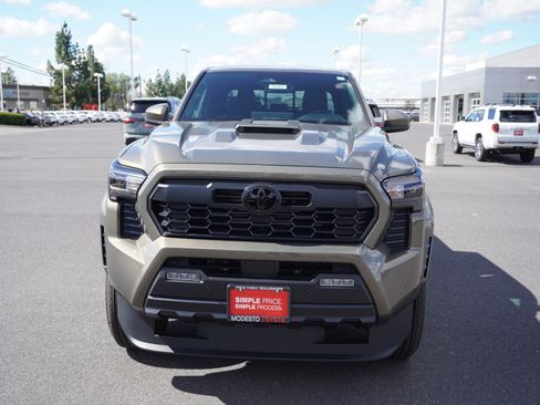 New 2026 Toyota Tacoma TRD Sport image 7