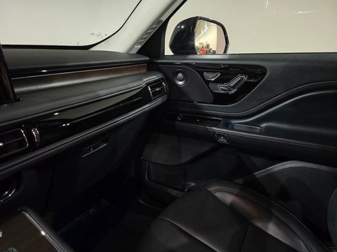 New 2026 Lincoln Aviator Reserve w/ Jet Appearance Package image 28