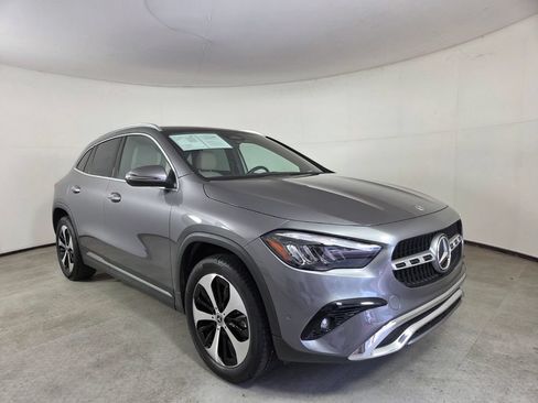 Certified 2025 Mercedes-Benz GLA 250 4MATIC image 2