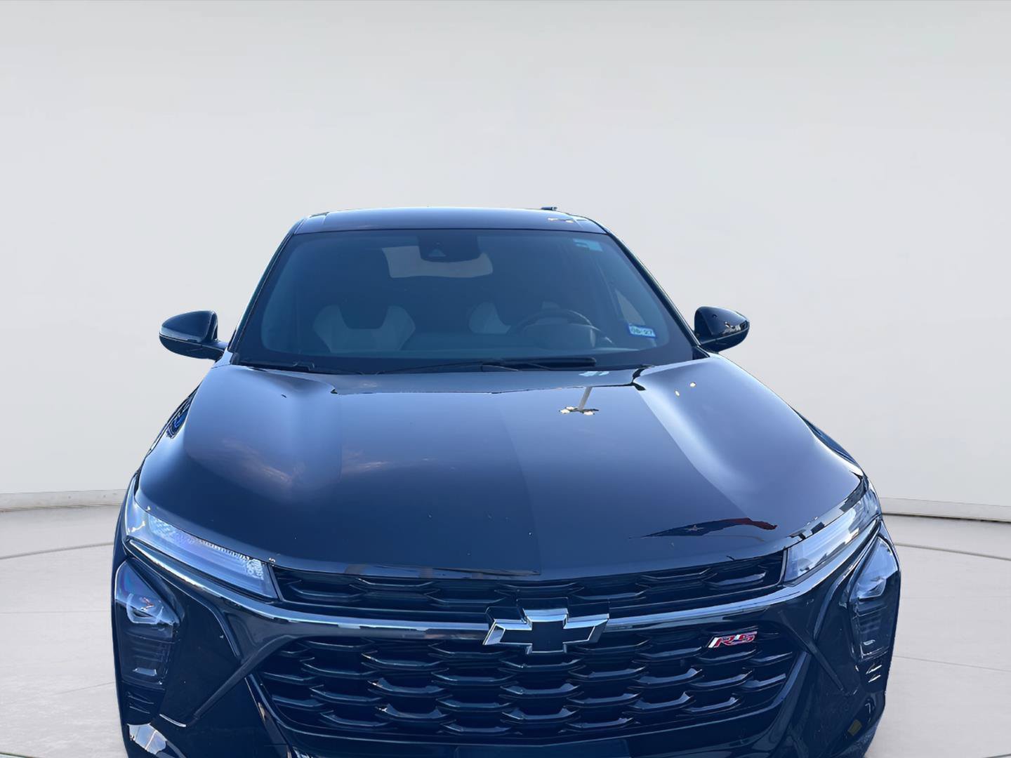 Used 2025 Chevrolet Trax RS FWD image 3