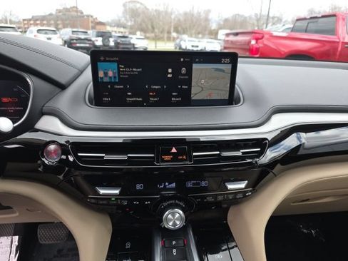 Used 2023 Acura MDX SH-AWD w/ Technology Package image 31