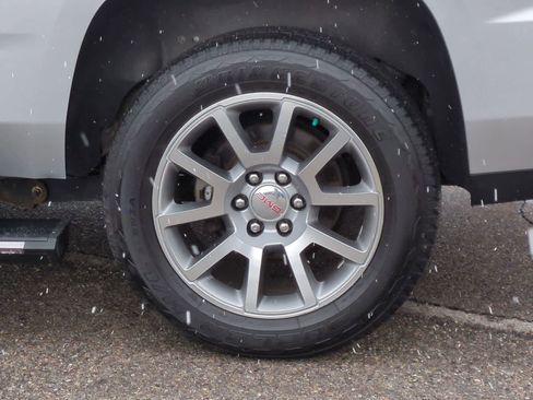 Used 2017 GMC Yukon Denali image 14