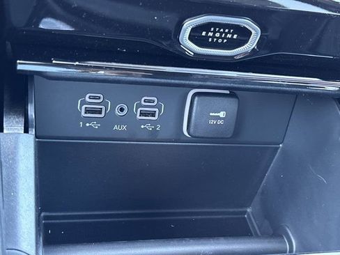 New 2026 Jeep Grand Cherokee Limited w/ Limited Altitude Package AWD/4WD image 34