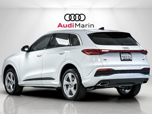 Certified 2025 Audi Q5 Premium Plus w/ Premium Plus image 3