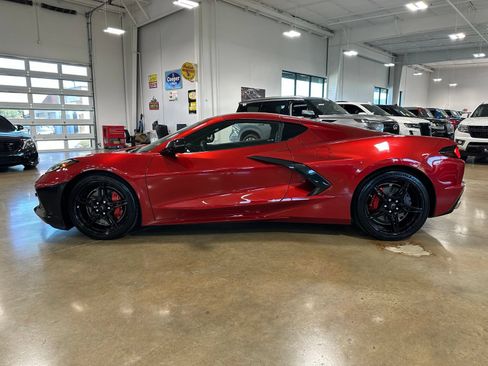 Used 2021 Chevrolet Corvette Stingray Coupe w/ 1LT RWD image 9