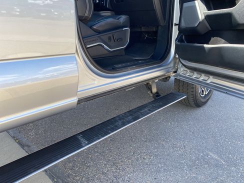 Used 2023 Ford F350 Platinum AWD/4WD image 17