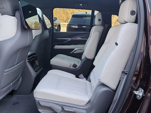 New 2026 Cadillac Escalade IQ Sport 1 w/ LPO, Floor Liner Package image 5