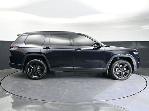 Used 2024 Jeep Grand Cherokee L Limited w/ Luxury Tech Group II AWD/4WD image 4