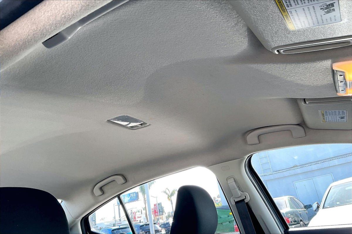 Used 2024 Nissan Versa SV FWD image 20