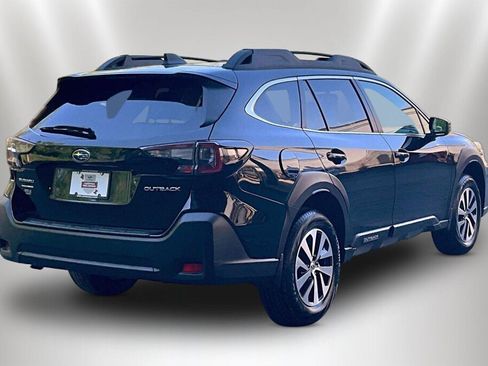 Certified 2025 Subaru Outback Premium AWD/4WD image 5