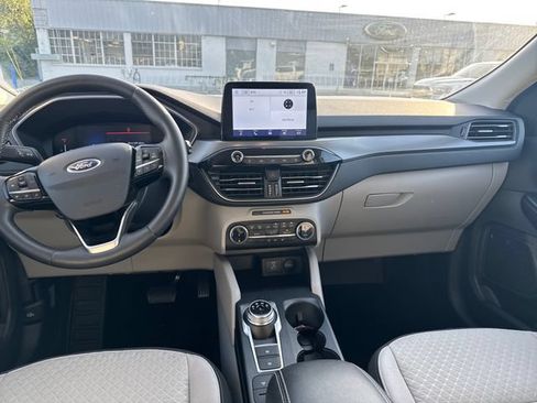 Used 2023 Ford Escape Active AWD/4WD image 12