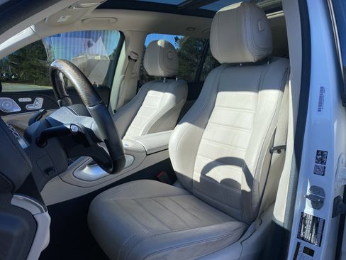 Used 2020 Mercedes-Benz GLS 580 4MATIC image 8