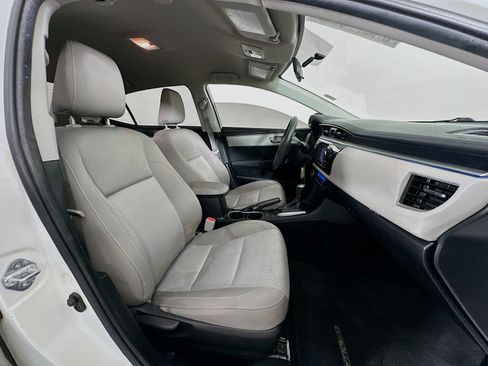 Used 2015 Toyota Corolla LE FWD image 26