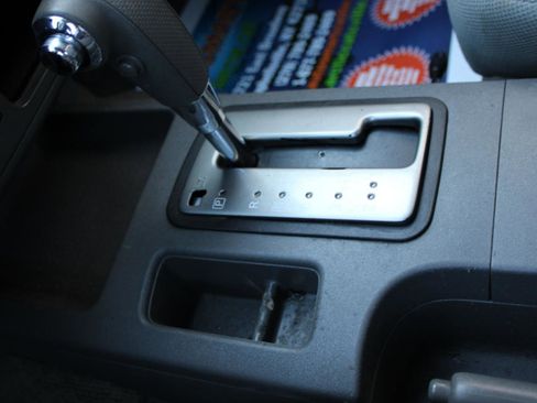 Used 2017 Nissan Frontier S image 31