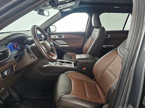 Used 2022 Ford Explorer King Ranch w/ Class IV Trailer Tow Package RWD image 22