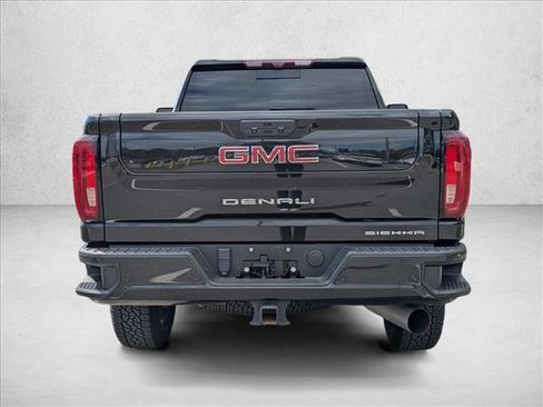 Used 2023 GMC Sierra 2500 Denali w/ Denali Black Diamond Edition image 6