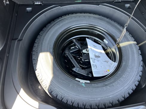 Used 2016 Jeep Cherokee Trailhawk w/ Trailer Tow Group AWD/4WD image 13