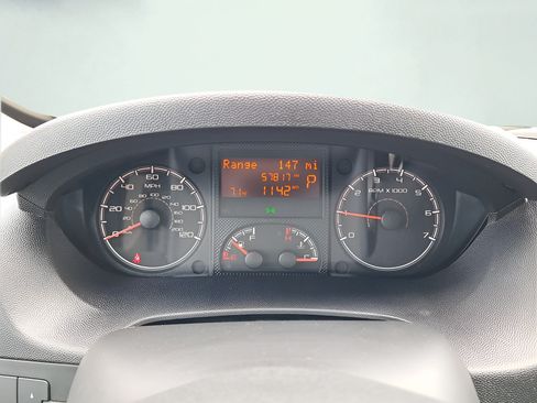Used 2021 RAM ProMaster 2500 w/ Premium Appearance Group FWD image 23