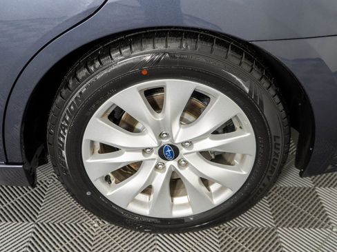 Used 2017 Subaru Legacy 2.5i Premium image 26