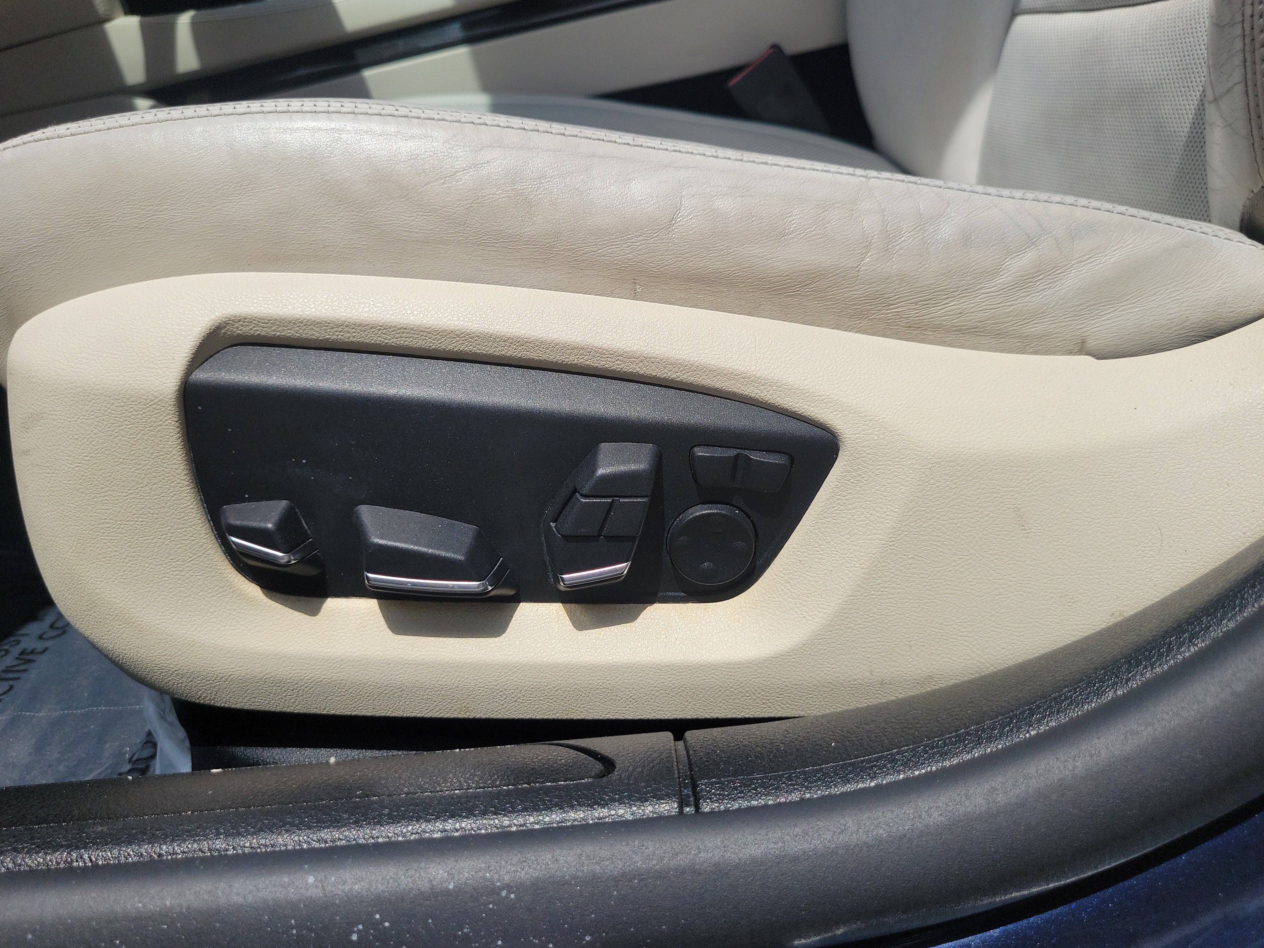 Used 2013 BMW 750Li xDrive AWD/4WD image 13