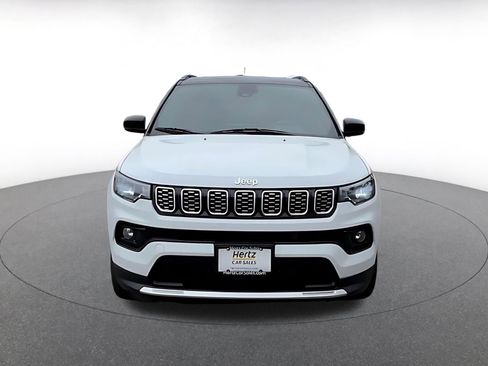 Used 2025 Jeep Compass Limited AWD/4WD image 4