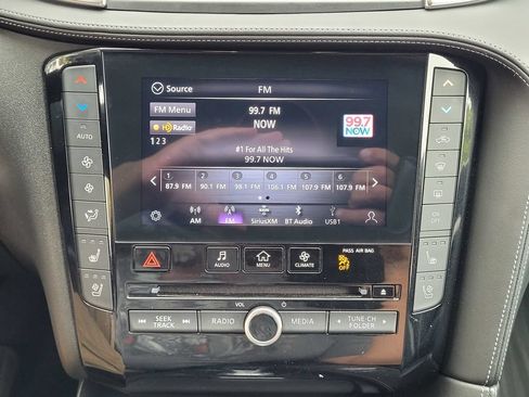 Used 2022 INFINITI QX50 Essential AWD/4WD image 11
