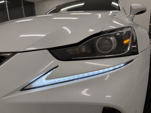 Used 2018 Lexus IS 350 F Sport image 60