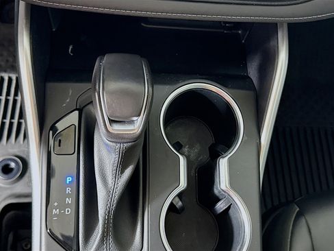 Certified 2023 Toyota Highlander XLE image 18