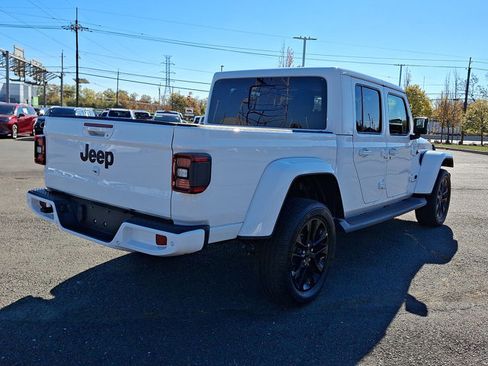 Used 2023 Jeep Gladiator Overland image 27