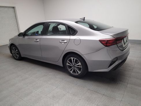 Used 2023 Kia Forte LXS image 3