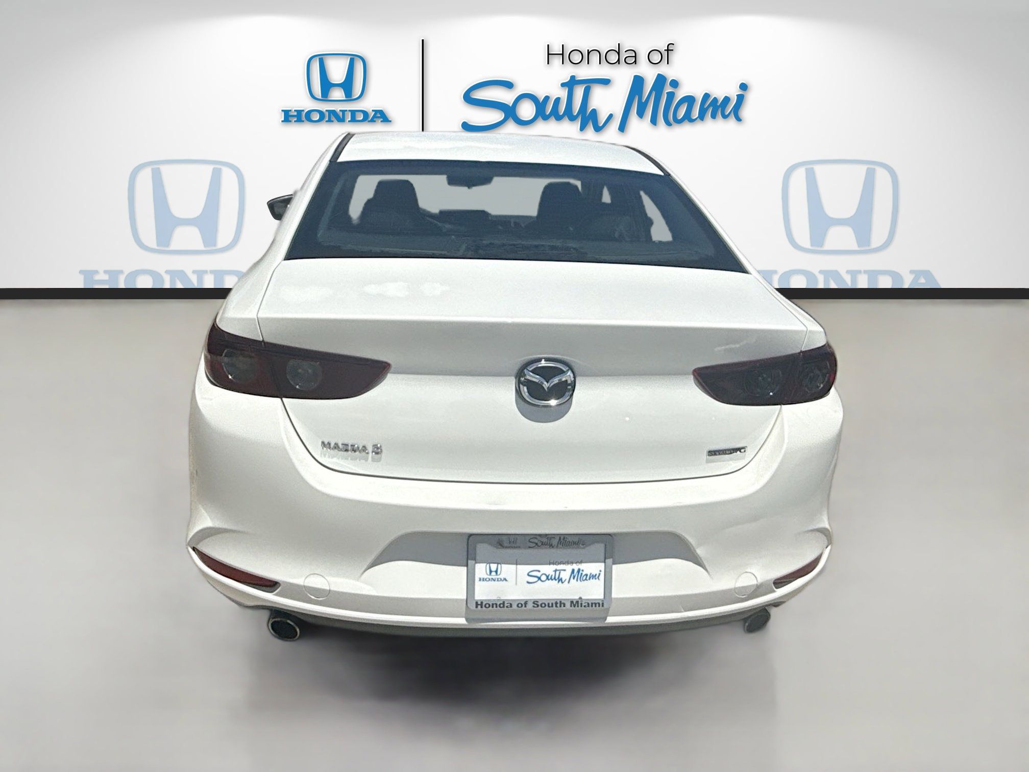 Used 2020 MAZDA MAZDA3 Sedan FWD image 6