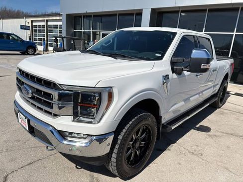 Used 2022 Ford F150 Lariat w/ Equipment Group 502A High image 3
