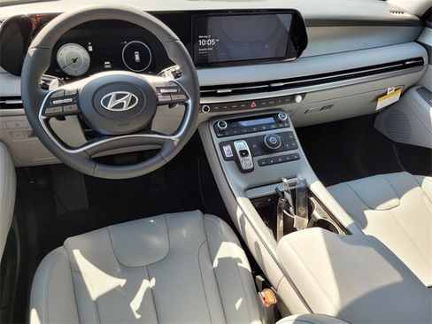 New 2025 Hyundai Palisade SEL image 11