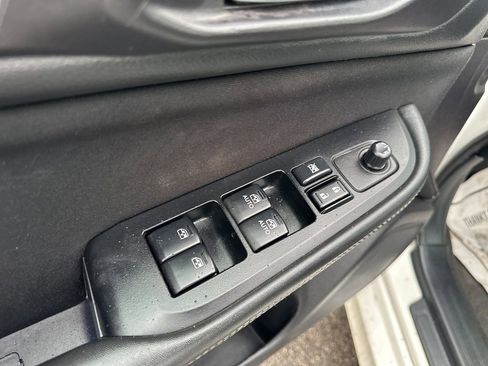 Used 2017 Subaru Legacy 2.5i Premium image 15