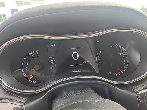 Used 2014 Jeep Grand Cherokee Overland image 15