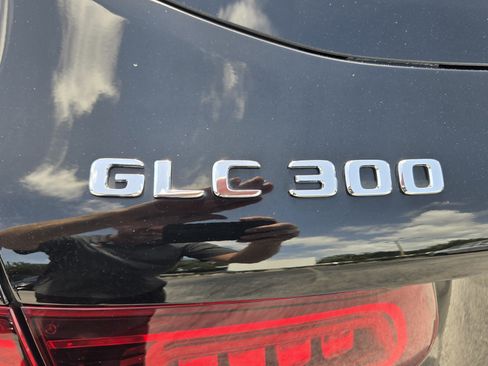 Used 2022 Mercedes-Benz GLC 300 image 14
