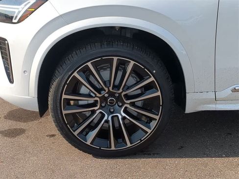 New 2026 Volvo XC90 B6 Plus w/ Protection Package Premier image 13