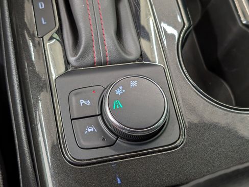 Used 2020 Chevrolet Blazer RS image 18