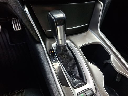 Certified 2018 Honda Accord Sport image 22