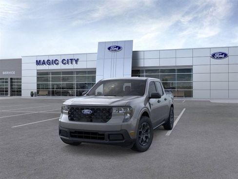 New 2025 Ford Maverick XLT image 2